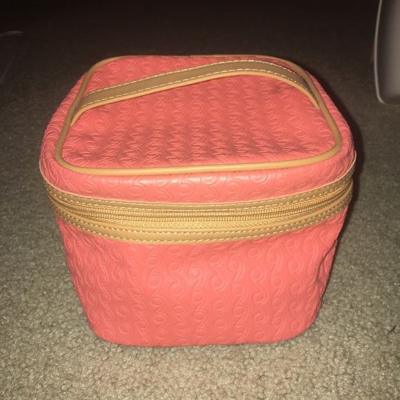 Estee Lauder Handbags - Estée Lauder bag